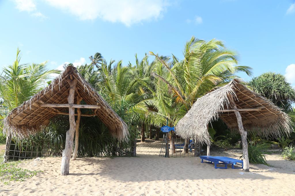 Lonely Beach Resort تانجالي المظهر الخارجي الصورة